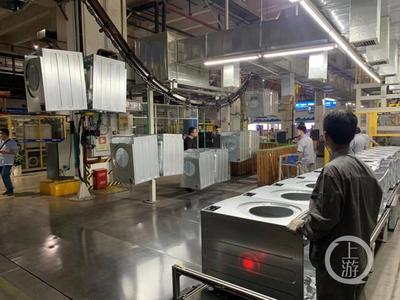 制造業(yè)高質(zhì)量發(fā)展行|海爾智能+5G互聯(lián)工廠:用工下降30%,產(chǎn)能提升125%